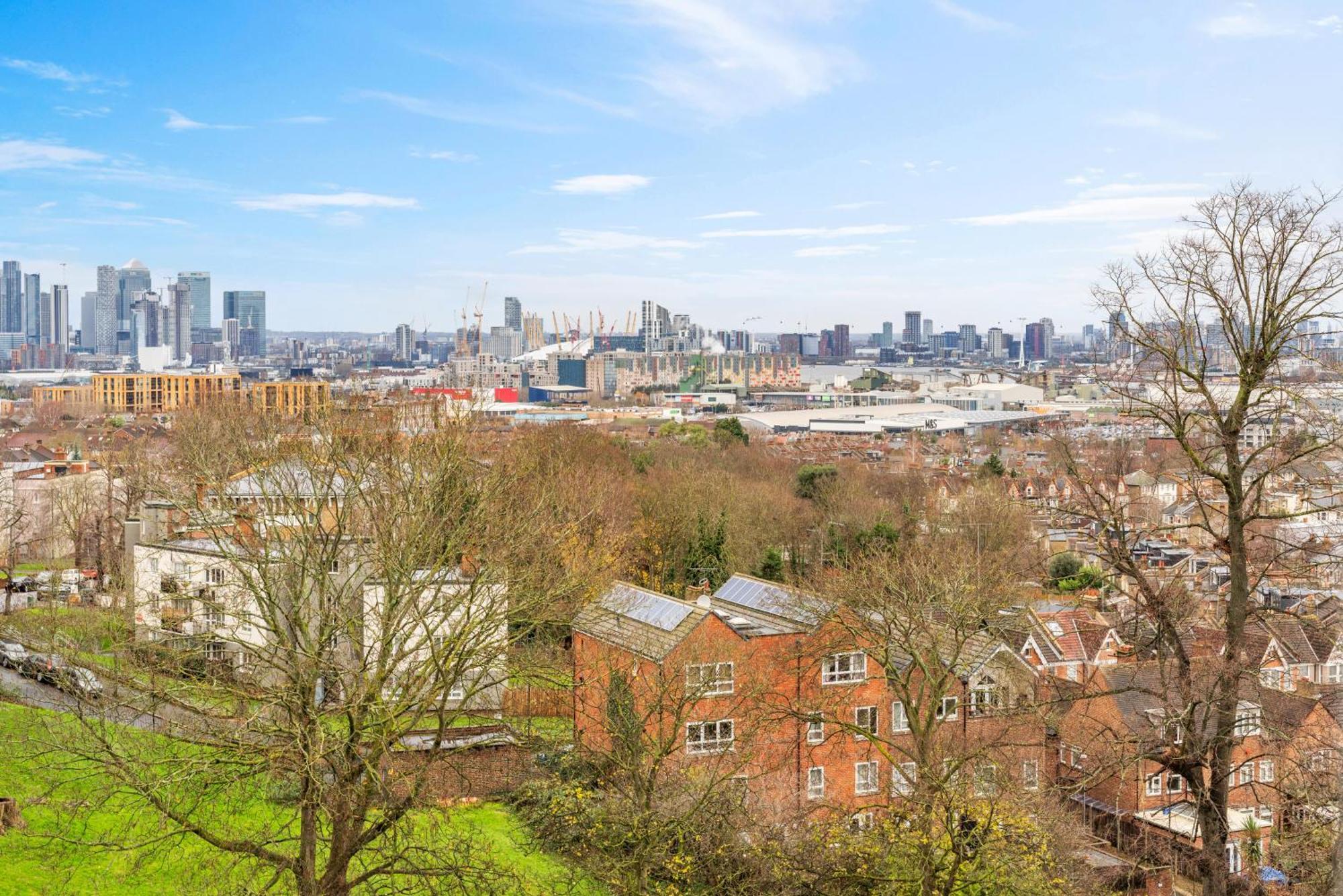 Relax, Play And Work In London 아파트 외부 사진